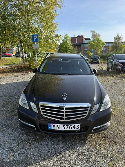 Mercedes-Benz E200 D 2012 photo 5