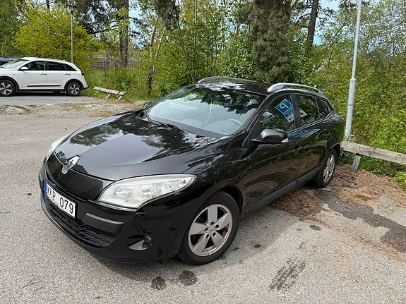 Renault Megane Iii 2010 photo 3