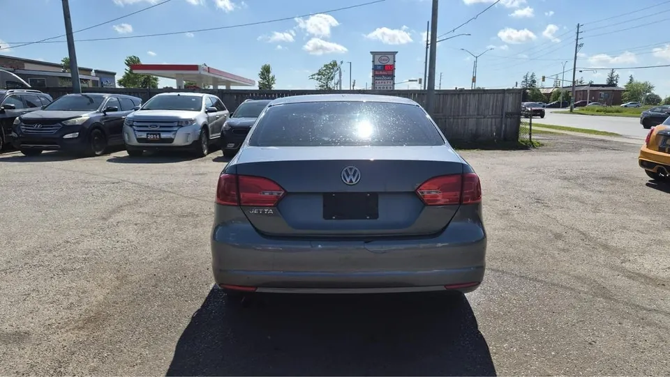 Volkswagen Jetta 2013 photo 4