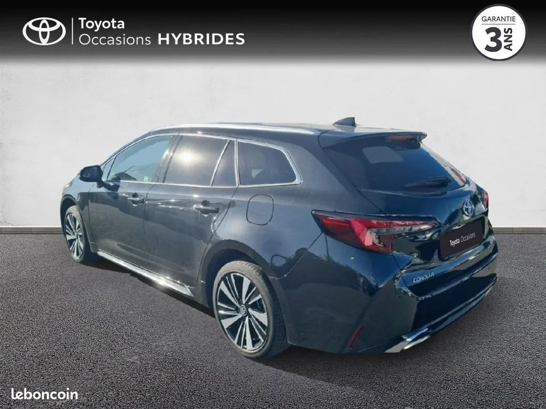 Toyota Corolla 2025 photo 2