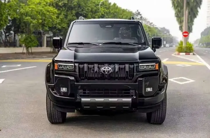 Toyota Land Cruiser Prado 2025 photo 3