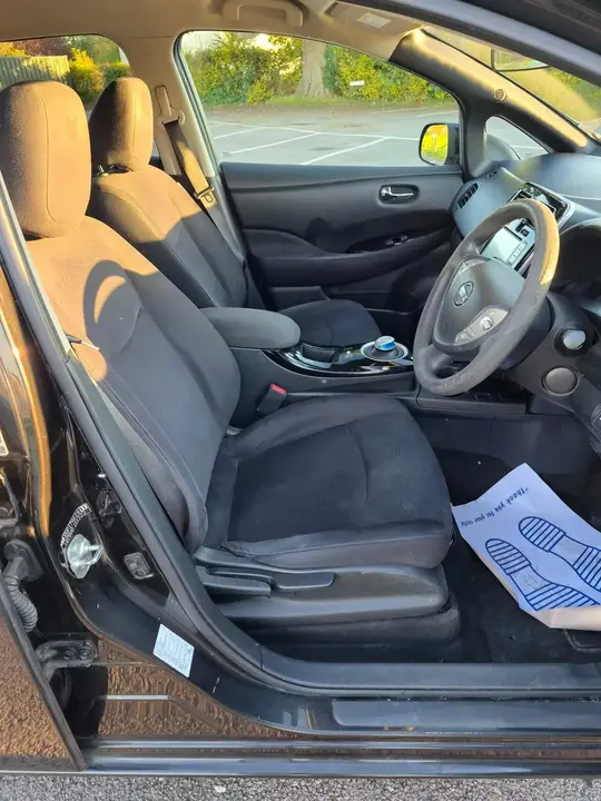 Nissan Leaf 2015 photo 5
