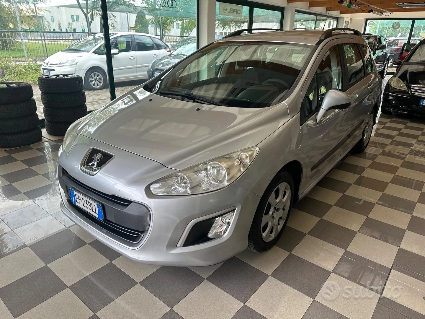 Peugeot 308