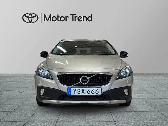 Volvo V40 Cross Country 2018 photo 5