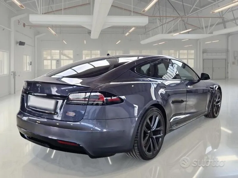 Tesla Model S 2023 photo 4