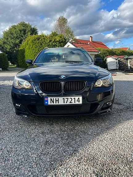 BMW 520D 2009 photo 2