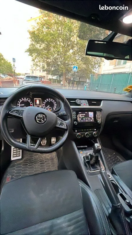 Skoda Octavia 2014 photo 3