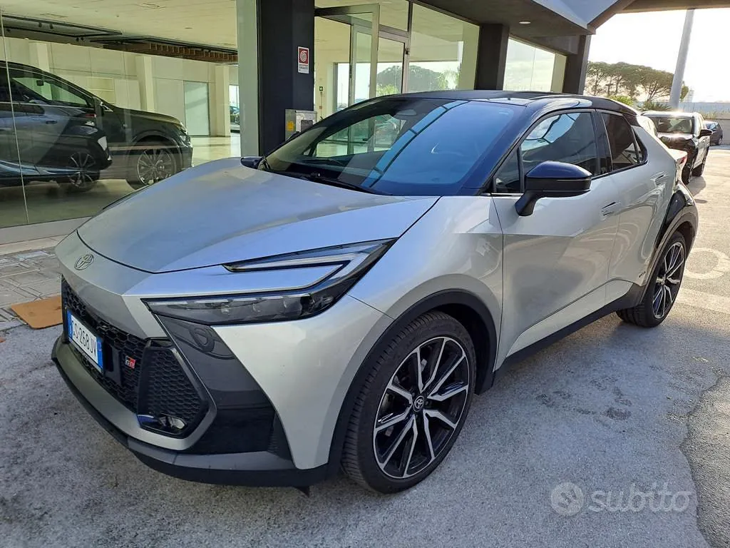 Toyota C-Hr 2023 photo 3