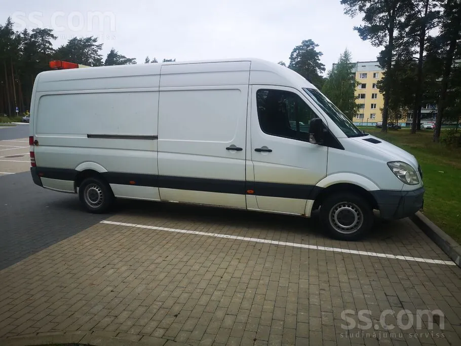 Mercedes-Benz Sprinter 2012 photo 4