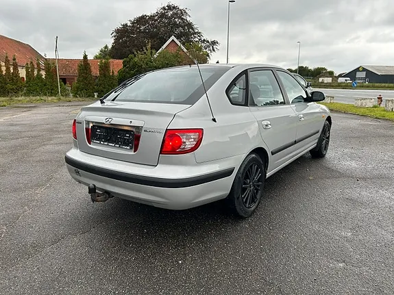 Hyundai Elantra 2006 photo 3