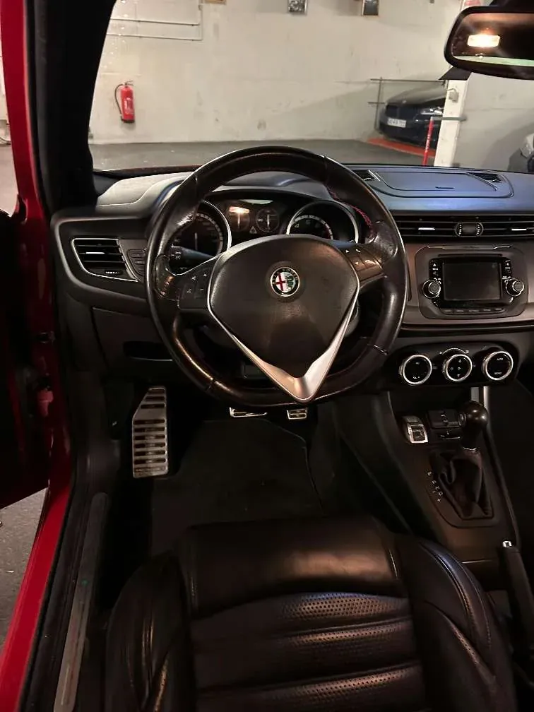 Alfa Romeo Giulietta 2014 photo 3