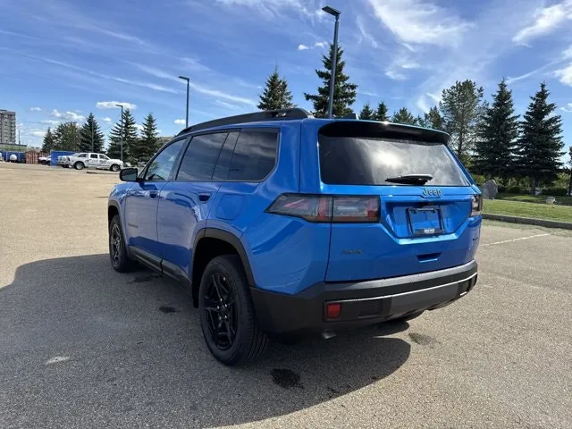 Jeep Cherokee 2026 photo 5