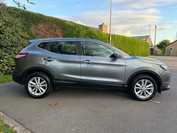 Nissan Qashqai 2015 photo 5
