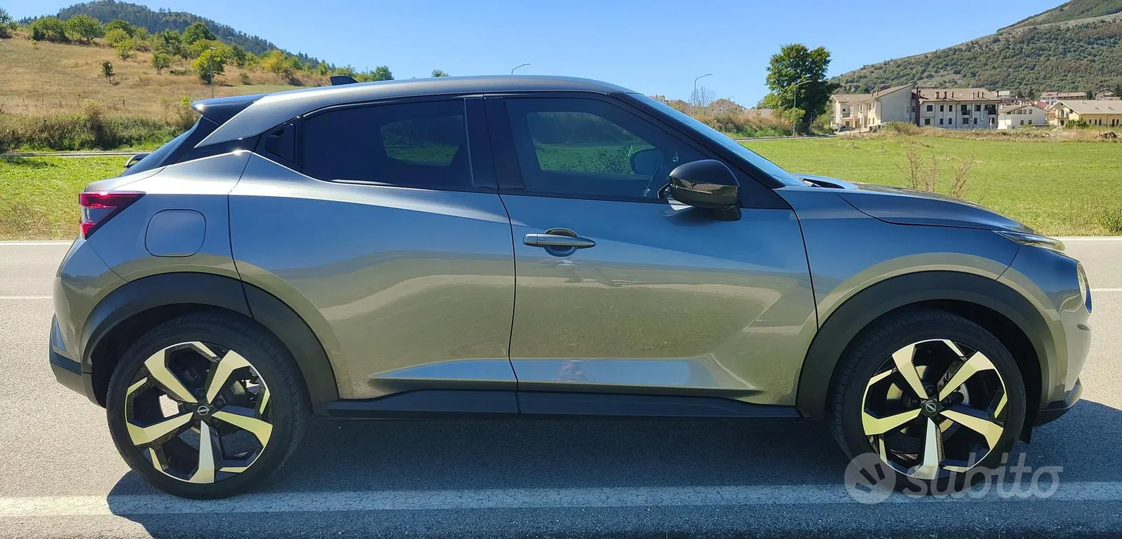Nissan Juke 2023 photo 2