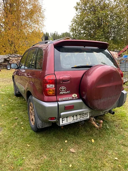 Toyota Rav4 2004 photo 2