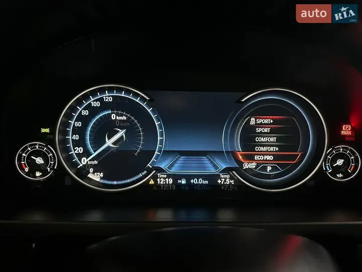 BMW 7 Series 2013 photo 2