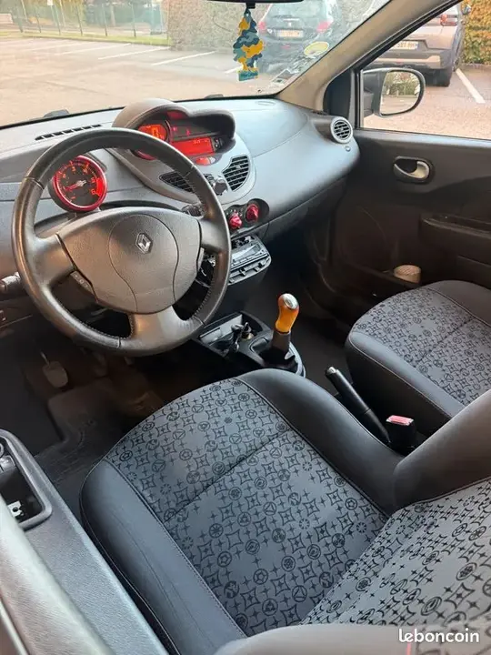 Renault Twingo 2011 photo 5