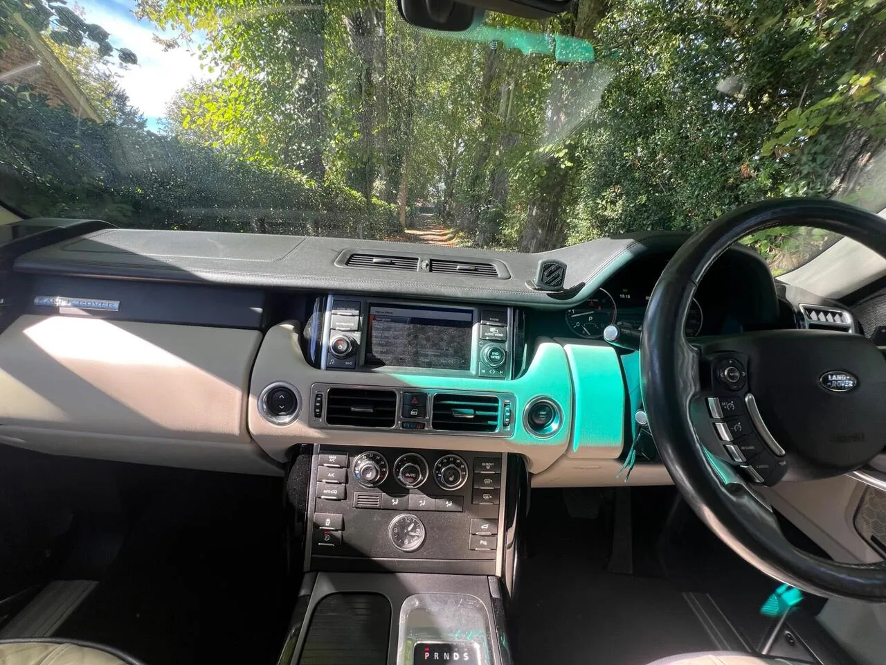 Land Rover Range Rover 2012 photo 3