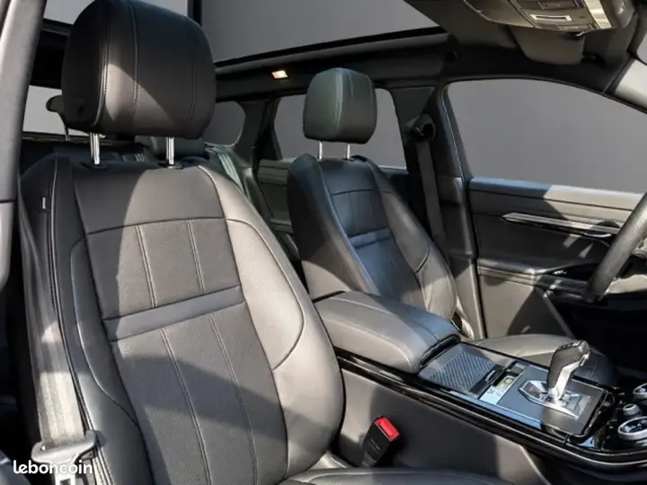 Land Rover Range Rover Evoque 2019 photo 2