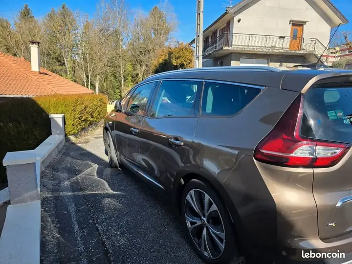 Renault Grand Scenic 2017 photo 2