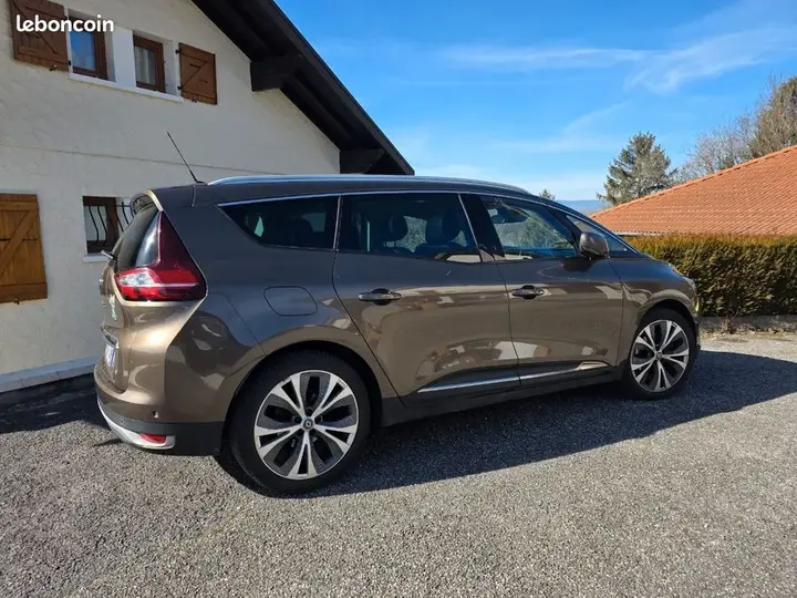 Renault Grand Scenic