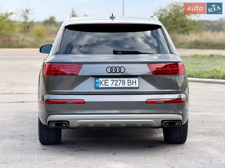 Audi Q7 2018 photo 4
