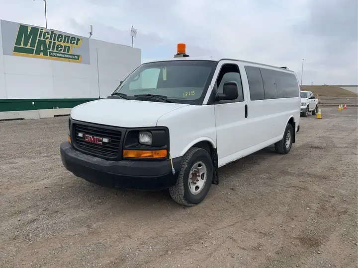 GMC Savana