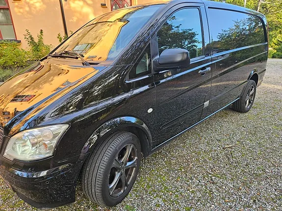 Mercedes-Benz Vito 113 2013 photo 3