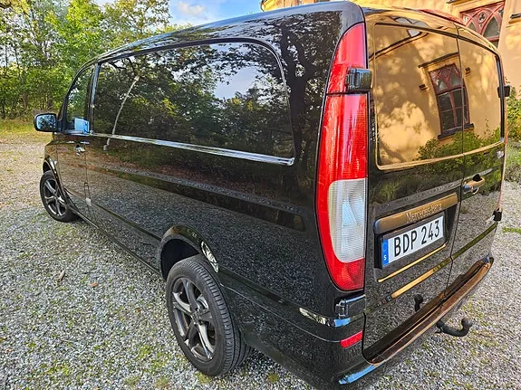 Mercedes-Benz Vito 113 2013 photo 2