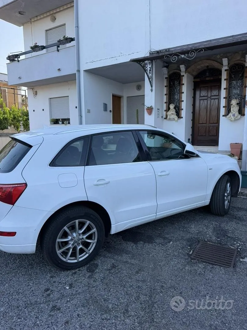 Audi Q5 2011 photo 4