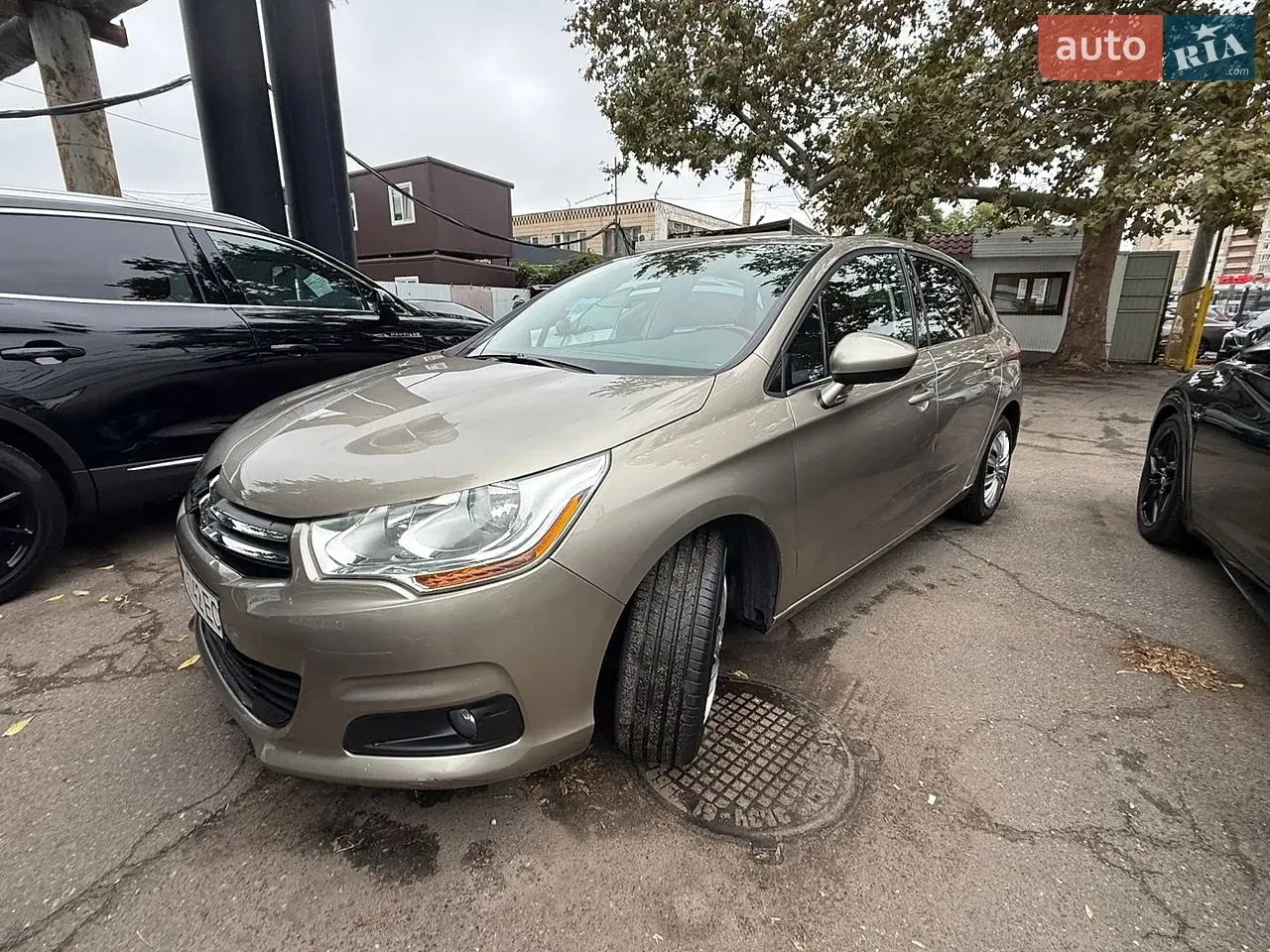 Citroen C4 2012 photo 4