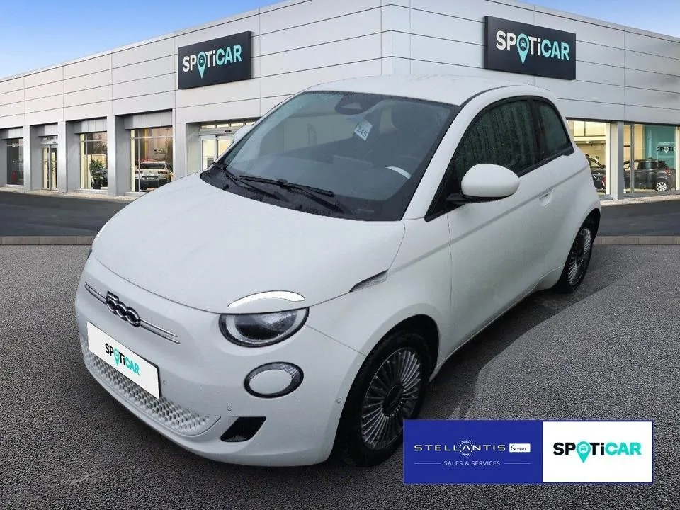 Fiat 500E