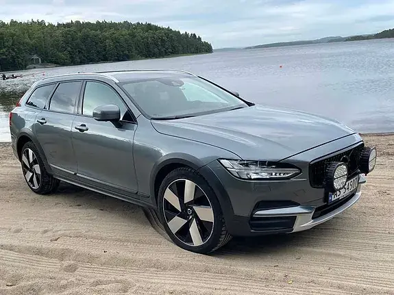 Volvo V90 Cross Country