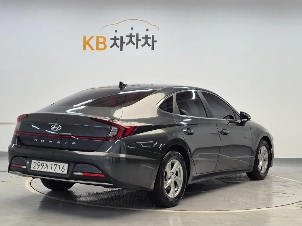 Hyundai Sonata 2020 photo 3
