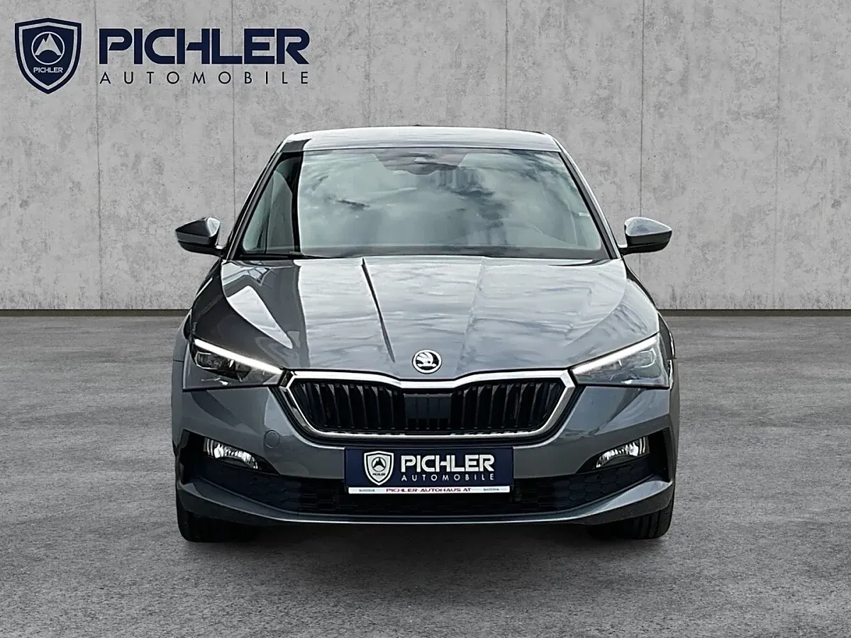 Skoda Scala 2023 photo 2