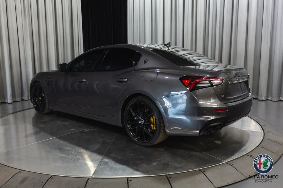 Maserati Ghibli 2022 photo 3