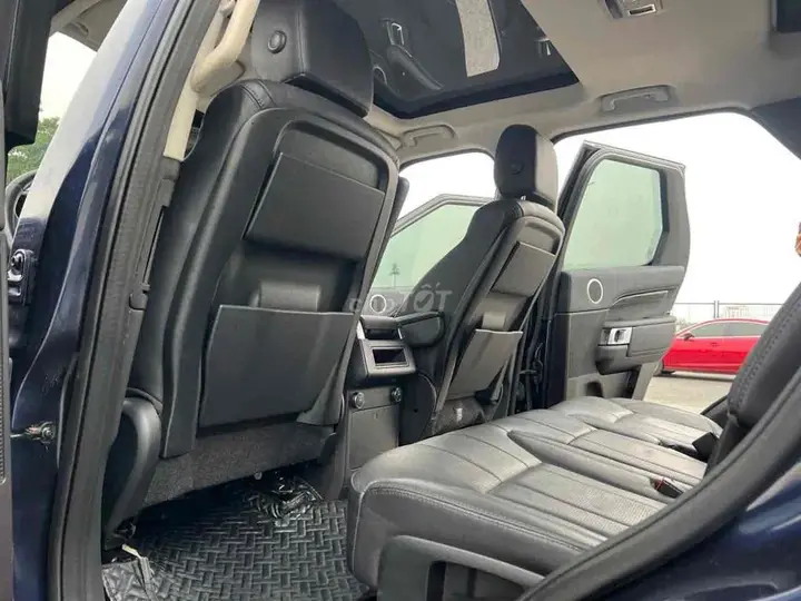 Land Rover Discovery 2017 photo 4