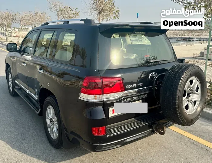 Toyota Land Cruiser 2018 photo 3