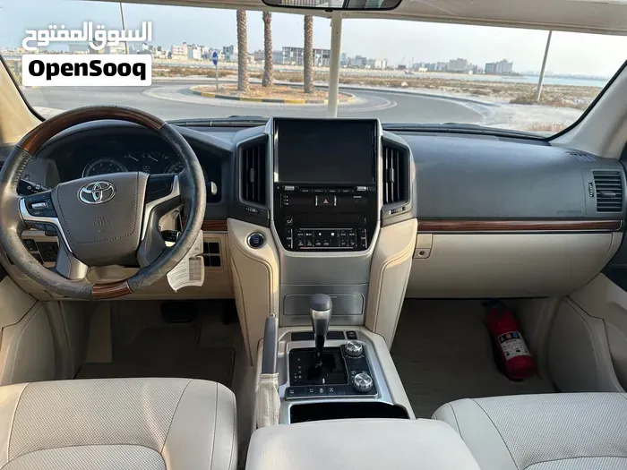 Toyota Land Cruiser 2018 photo 4