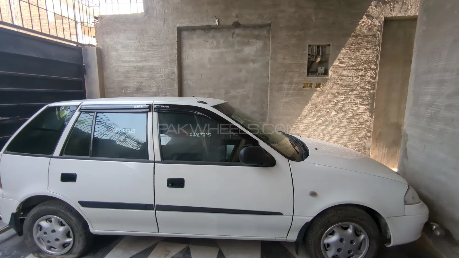 Suzuki Cultus