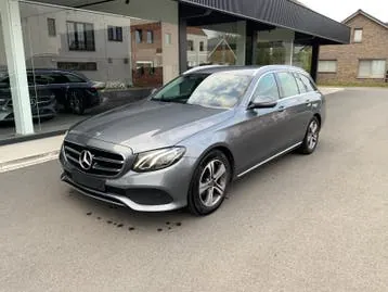 Mercedes-Benz E 220D