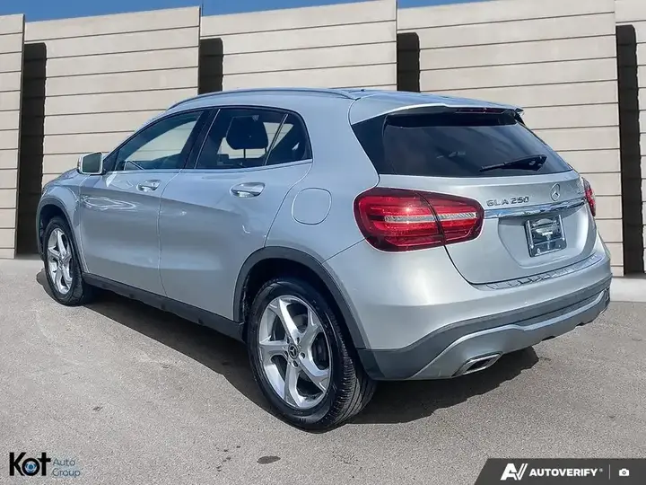 Mercedes-Benz Gla 2019 photo 4