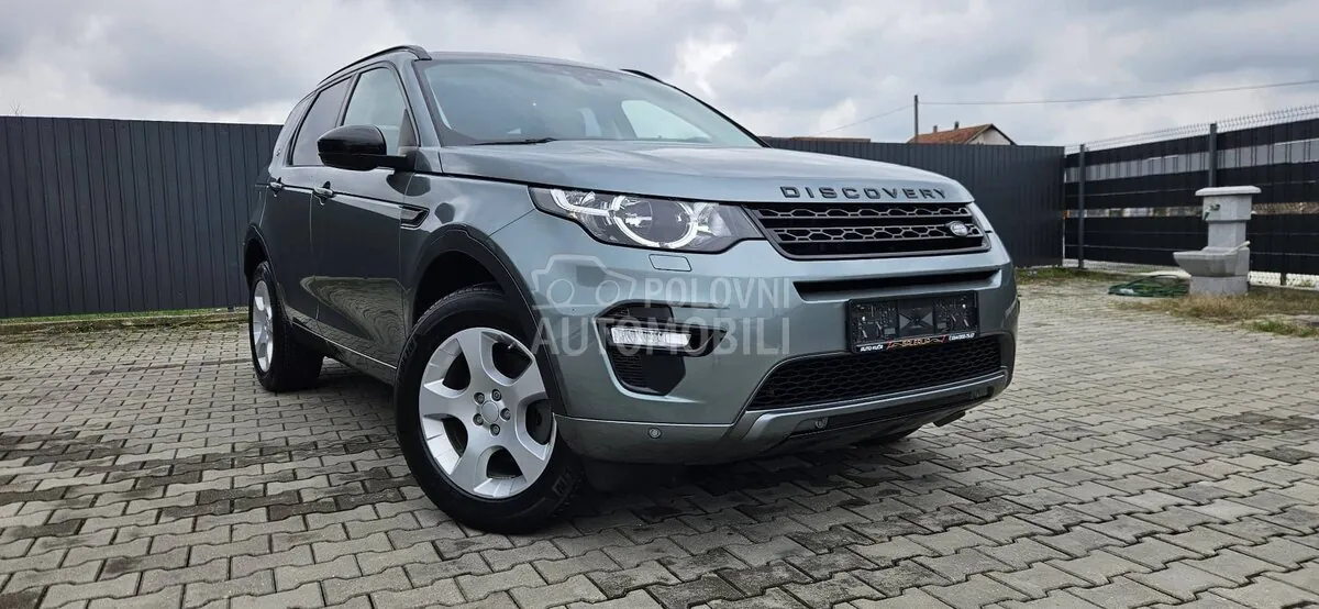 Land Rover Discovery Sport 2016 photo 2