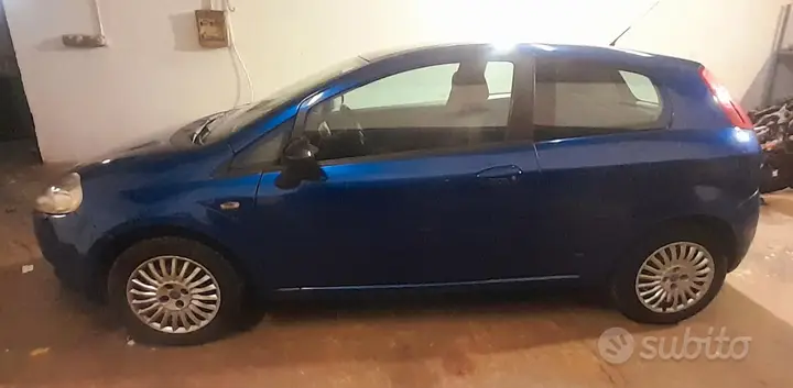 Fiat Grande Punto 2006 photo 4