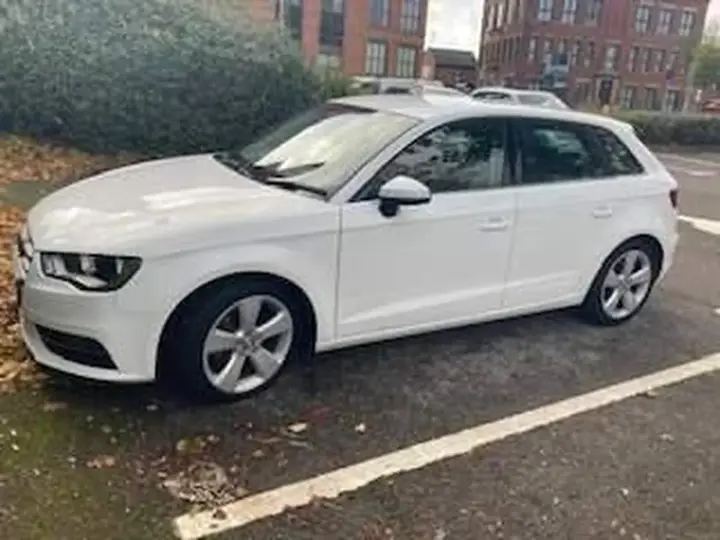 Audi A3 2016 photo 3