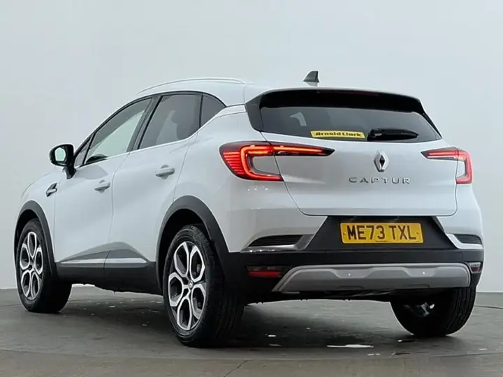 Renault Captur 2024 photo 2