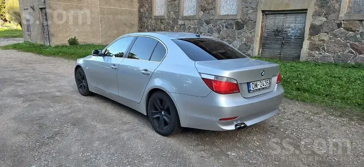BMW 530 2008 photo 3