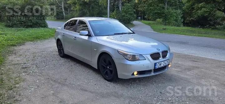 BMW 530