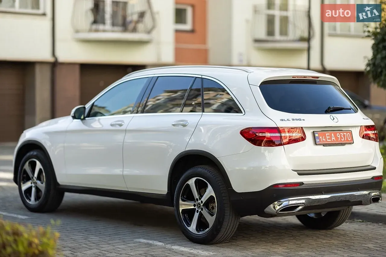 Mercedes-Benz Glc-Class 2018 photo 4