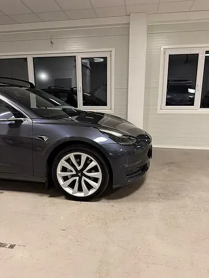 Tesla Model 3 2019 photo 3